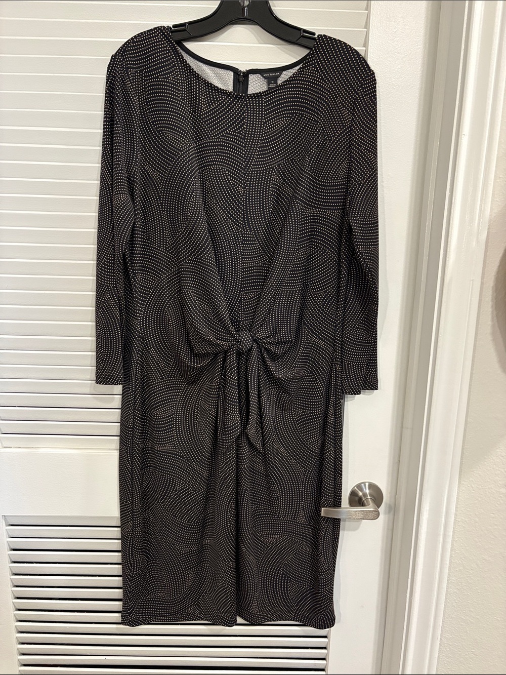 Ann Taylor Black Polka Dot Tie Front Dress Size 14 Stretch Long Sleeve Midi